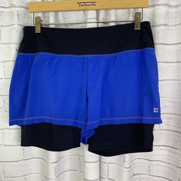Sweaty Betty Challenge Dual Layer Shorts Floral Print 5” Inseam Size Medium A10 - Picture 1 of 6